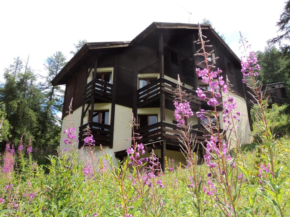 Chalet Les Arolles Les Orres Exteriér fotografie